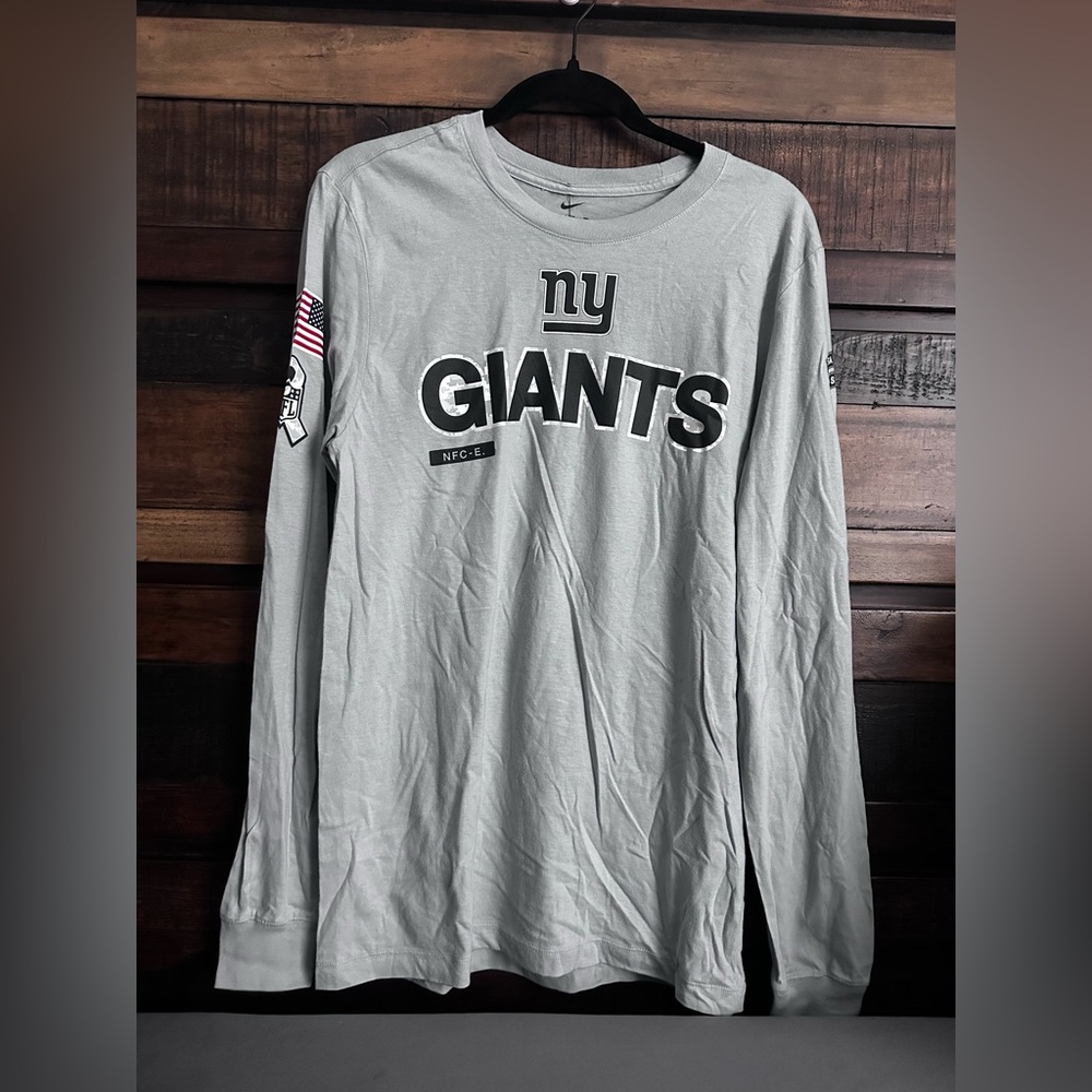 🔥NWT New York Giants Men’s Nike Salute To Service Long Sleeve Shirt 🔥